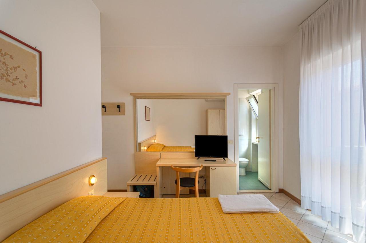 Florentia Hotel Lido di Camaiore Room photo